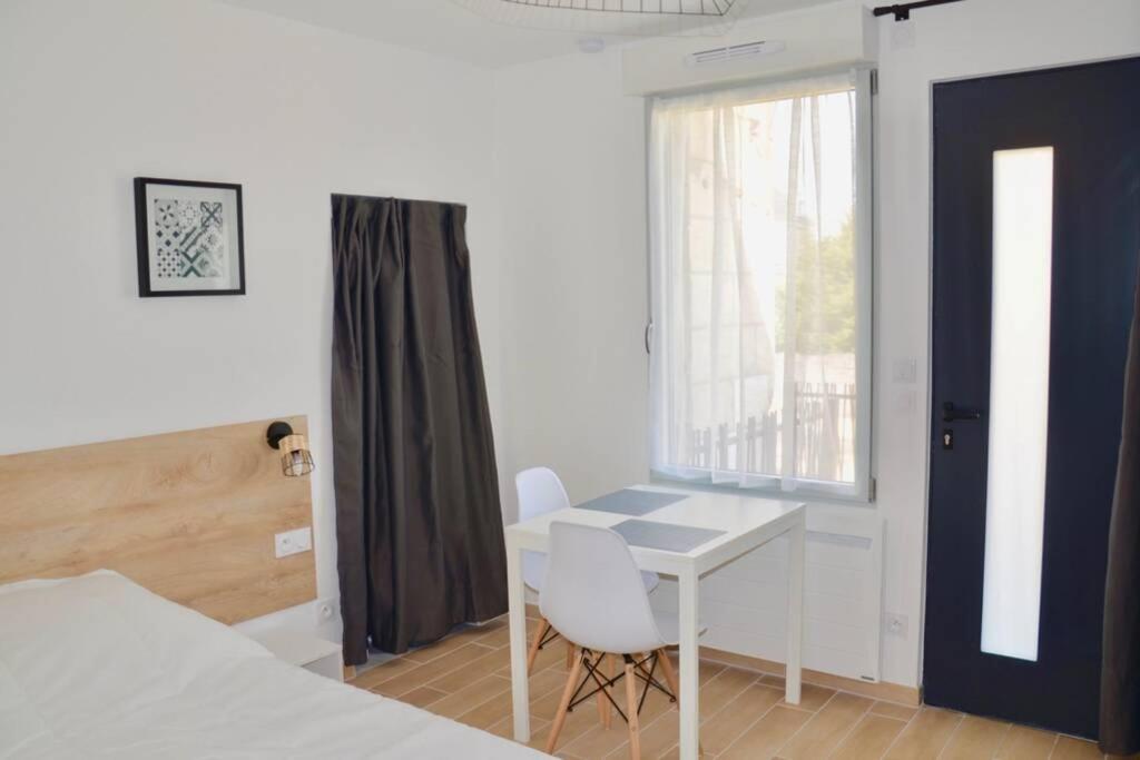Superbe studio idéalement situé ! Avoine Exterior foto